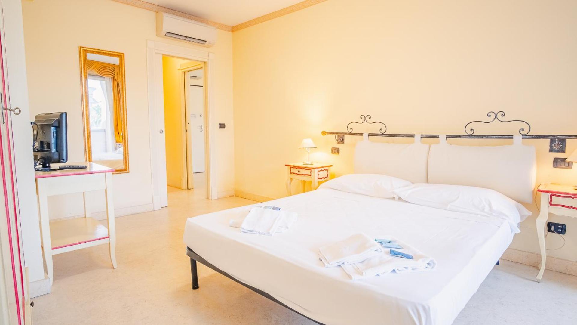 Relais Du Lac Village - Italian Homing Desenzano del Garda Exterior foto